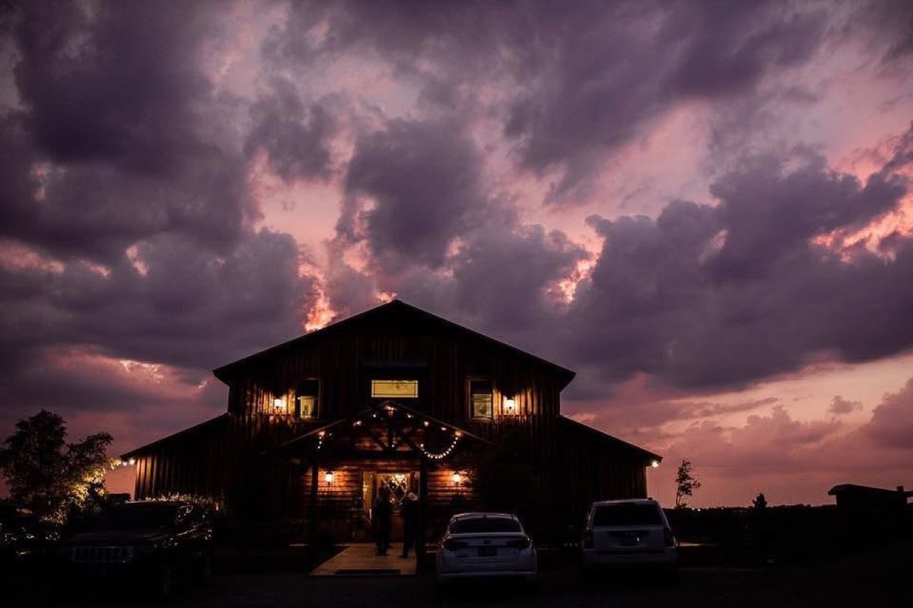 Diamond H3 Ranch barn reception, photo 1