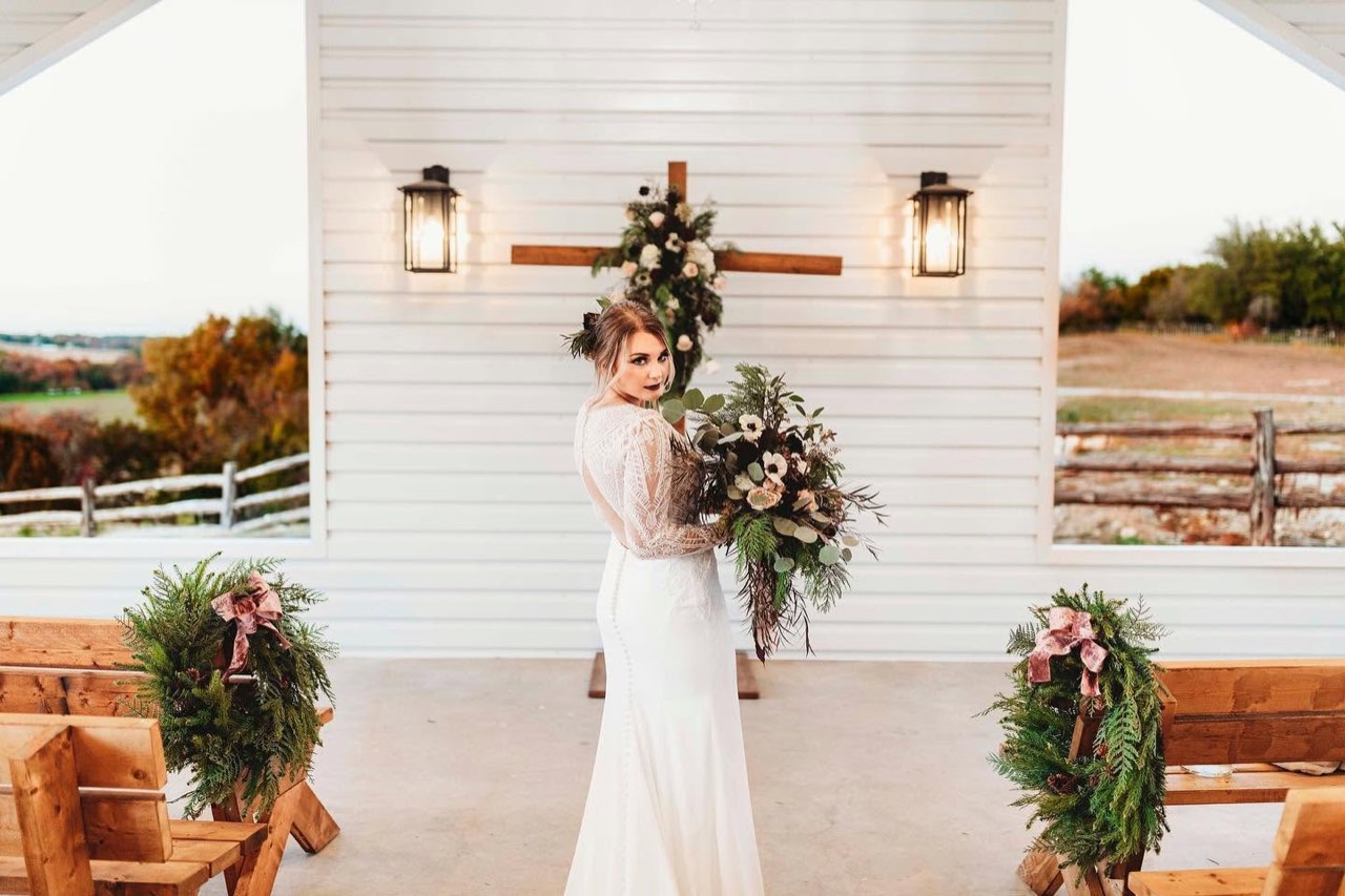 Diamond H3 Ranch open-air chapel wedding, photo 12