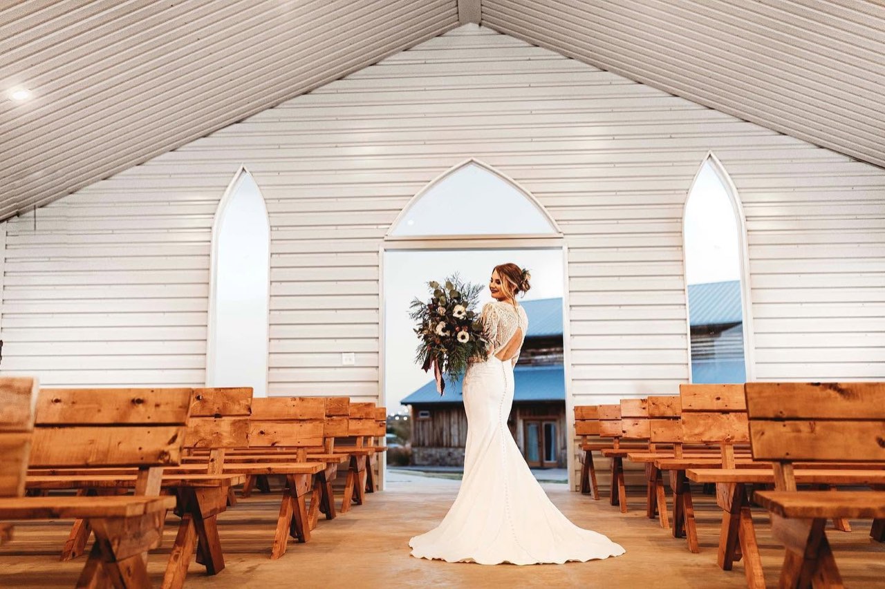 Diamond H3 Ranch open-air chapel wedding, photo 13