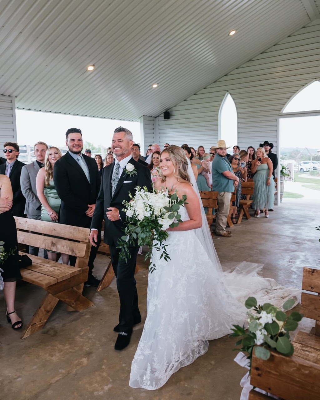 Diamond H3 Ranch open-air chapel wedding, photo 27