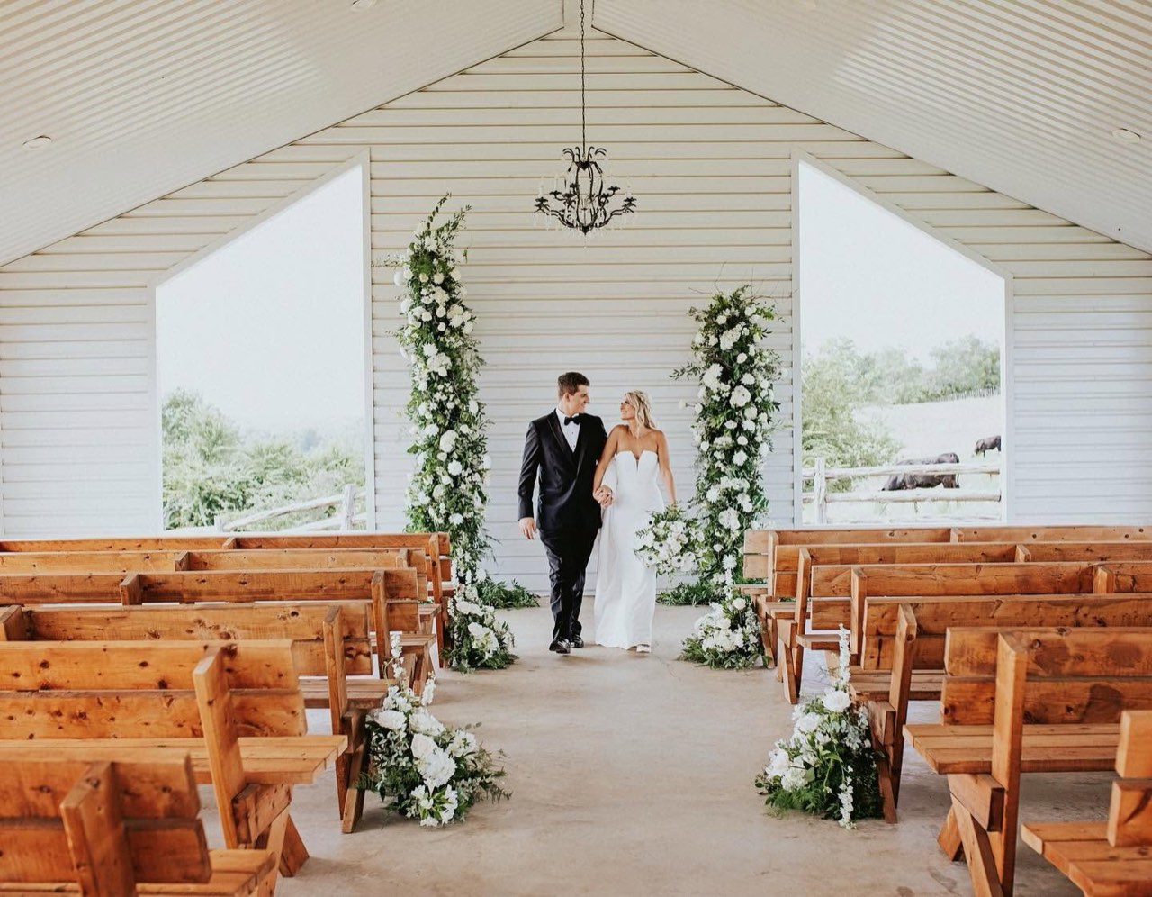 Diamond H3 Ranch open-air chapel wedding, photo 31
