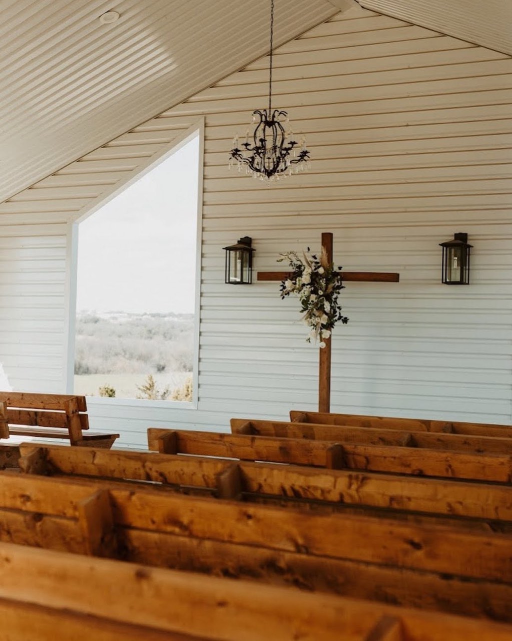 Diamond H3 Ranch open-air chapel wedding, photo 34