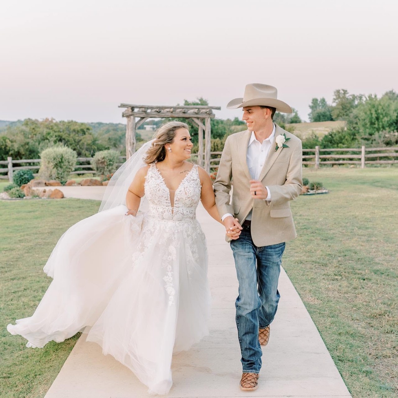 Diamond H3 Ranch wedding, photo 13