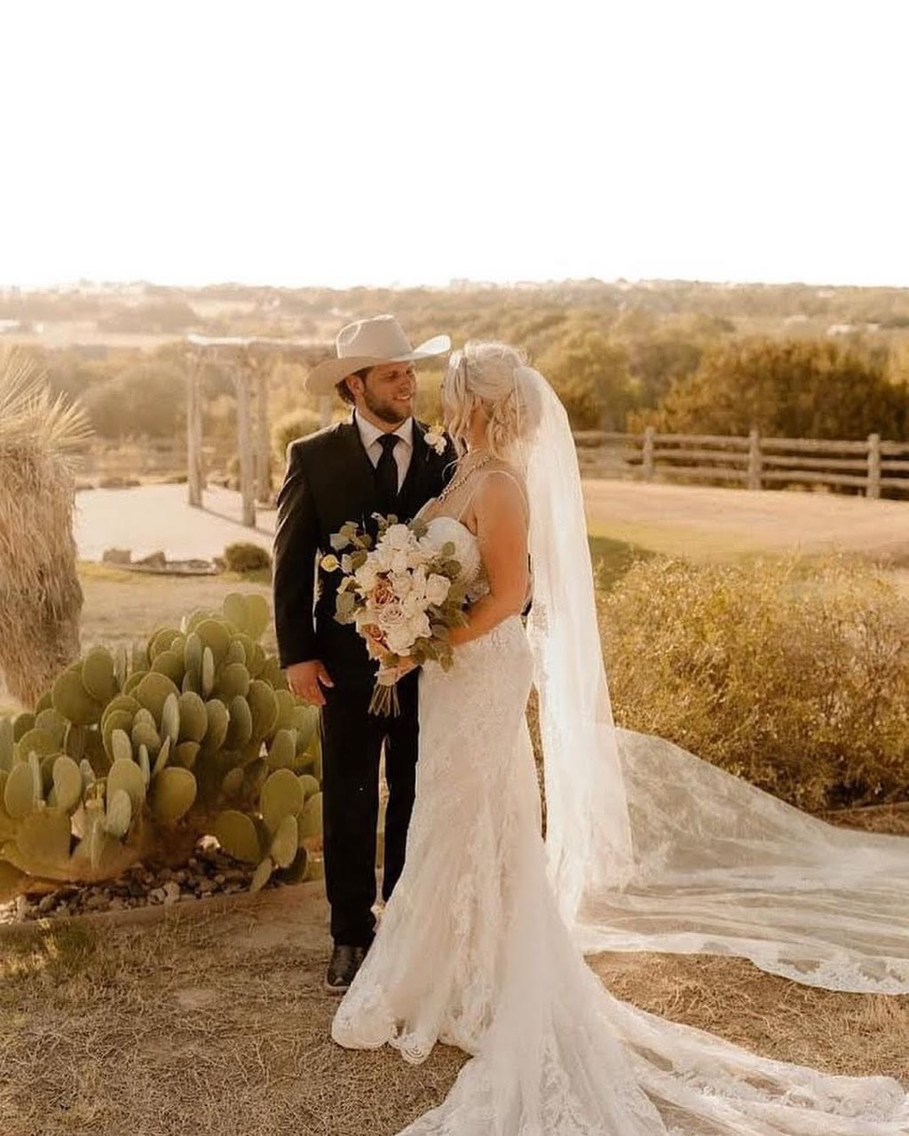 Diamond H3 Ranch wedding, photo 21