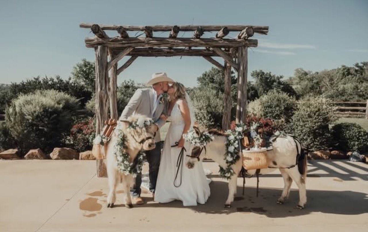 Diamond H3 Ranch wedding, photo 36